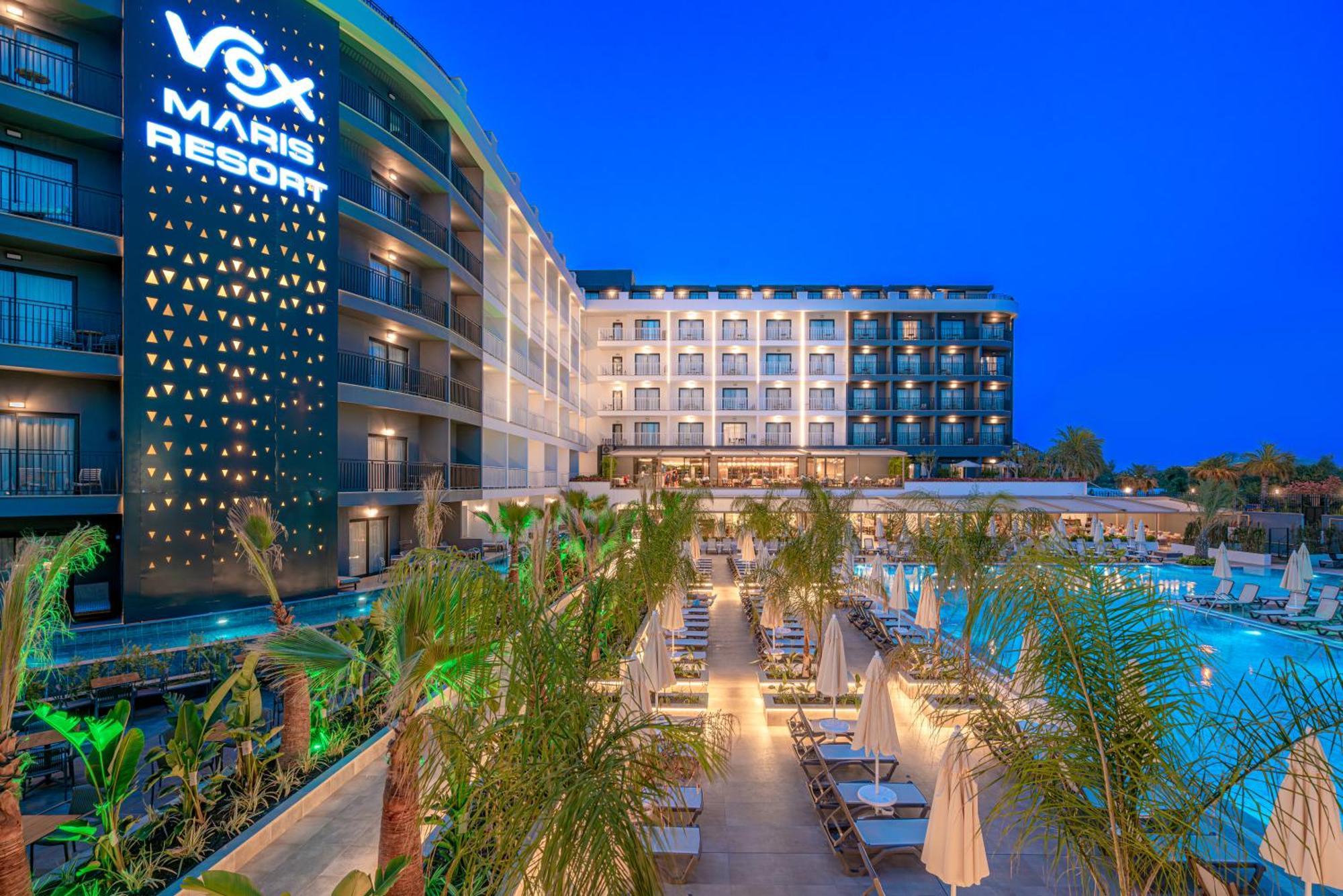 Vox Maris Resort Side Exterior photo
